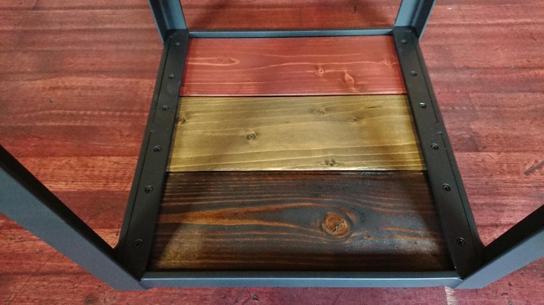 マットブラックでアイアンな3段マルチスタンド♪ 273×273×700mm