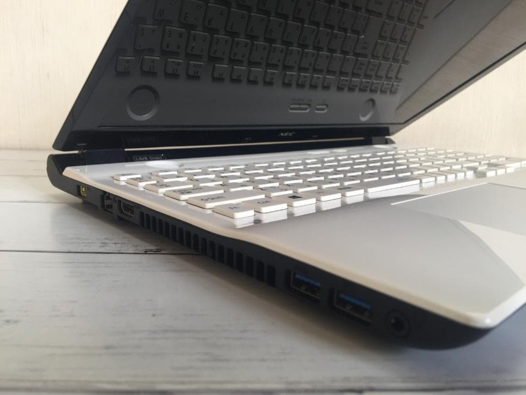 NEC PC-SN232FSA8 15.6型TFT液晶 フルサイズ/Office