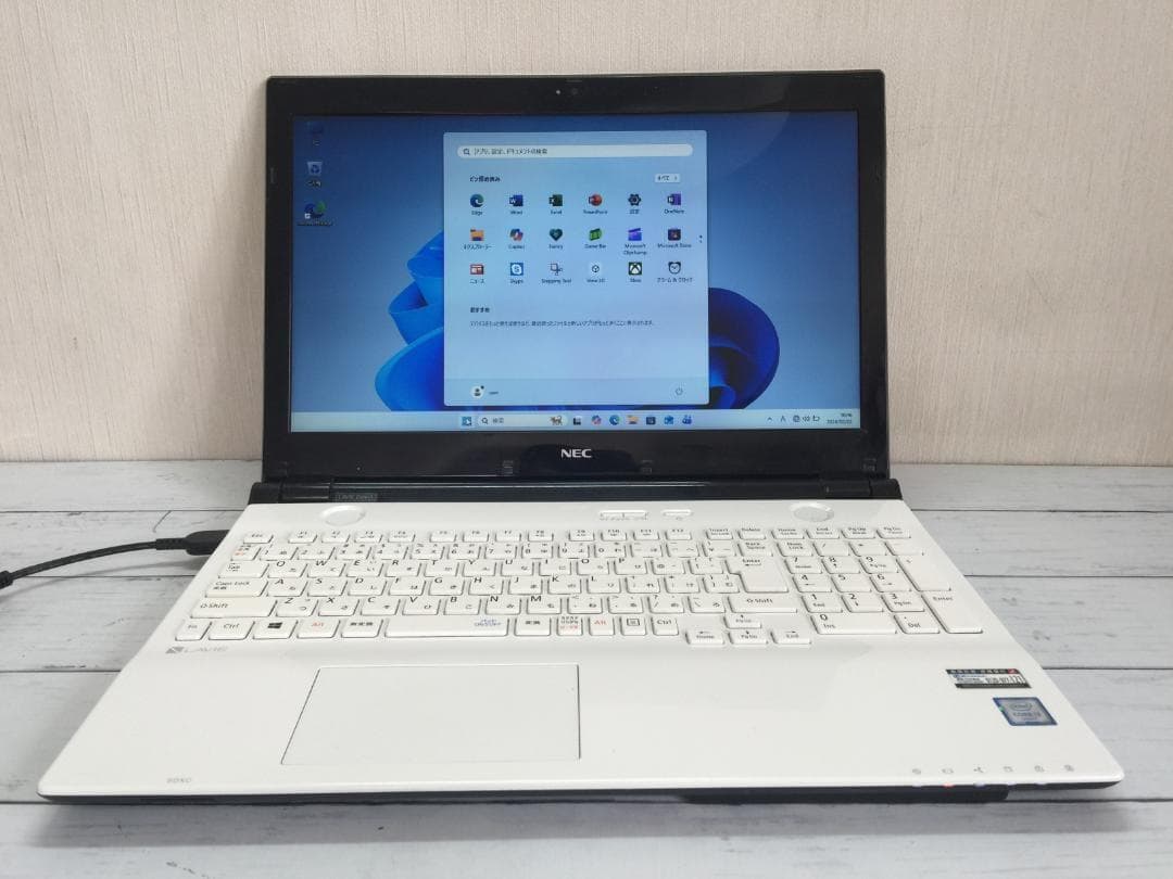 NEC PC-SN232FSA8 15.6型TFT液晶 フルサイズ/Office