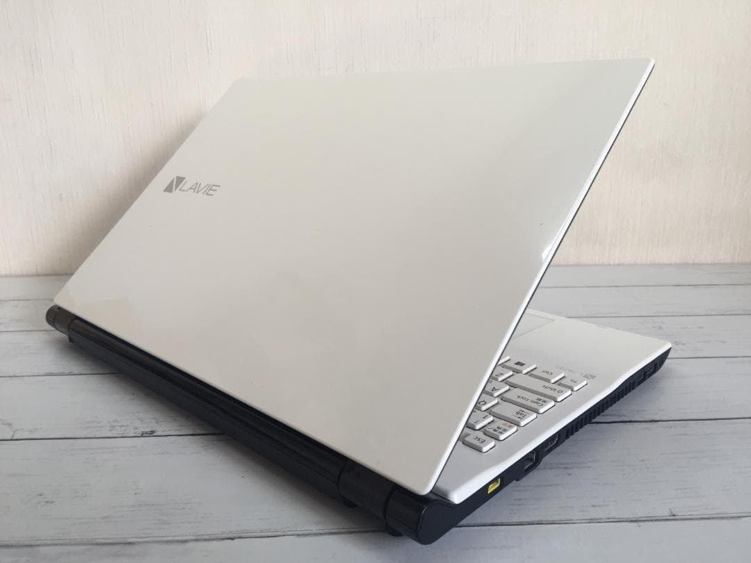 NEC PC-SN232FSA8 15.6型TFT液晶 フルサイズ/Office