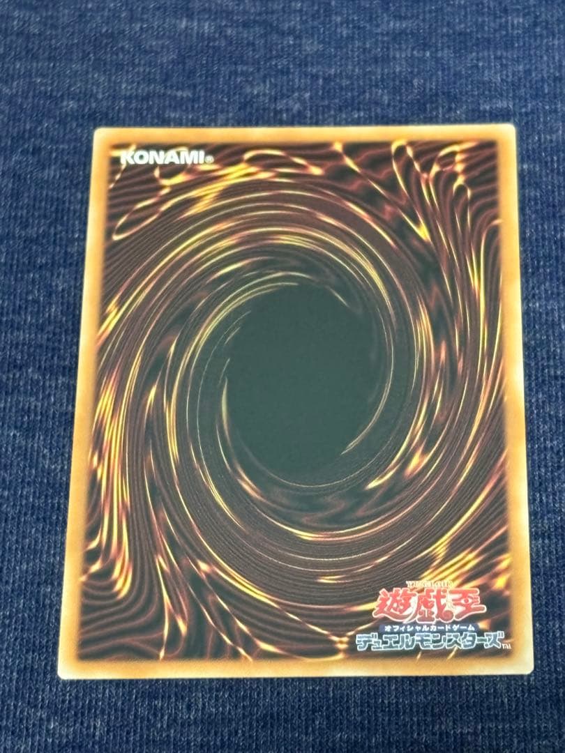 白銀の城の召使い アリアンナ、GDロボ・オービタル7 プリズマ　各1枚
