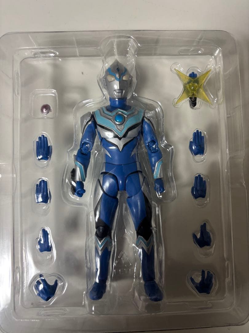 S H.Figuarts ウルトラマンフーマ