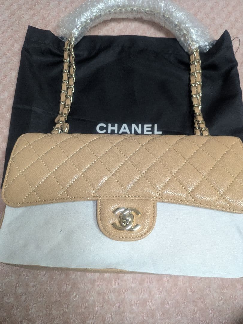 hiromin様♡ CHANEL シャネルノベルティ　キャビアスキンベージュ新品