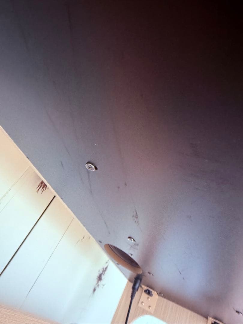 電子ピアノ88鍵盤　スライドカバー　３本ペダル　ハンマーアクション鍵盤