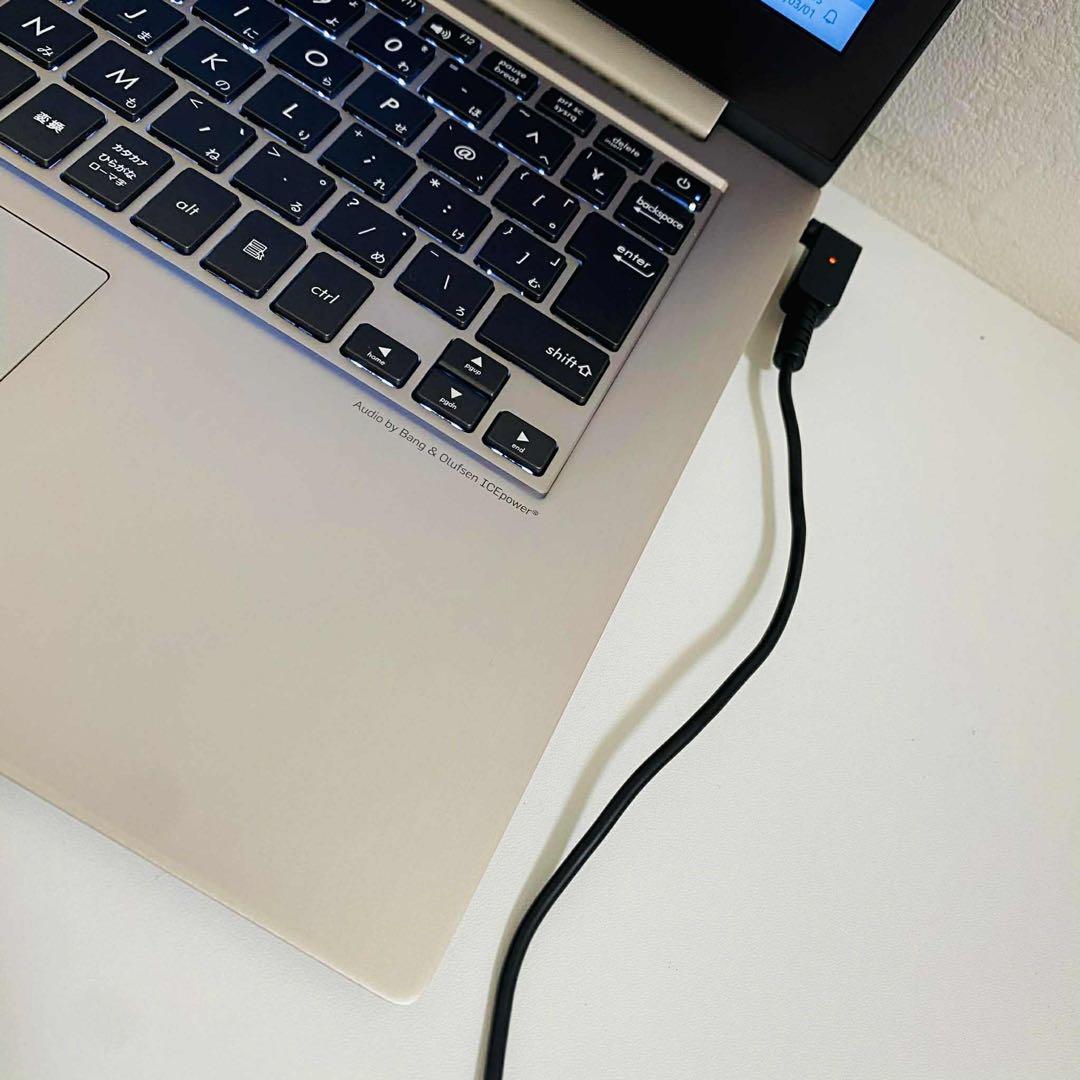 Y108 ASUSノートパソコン i7高速SSDコンパクト Windows11