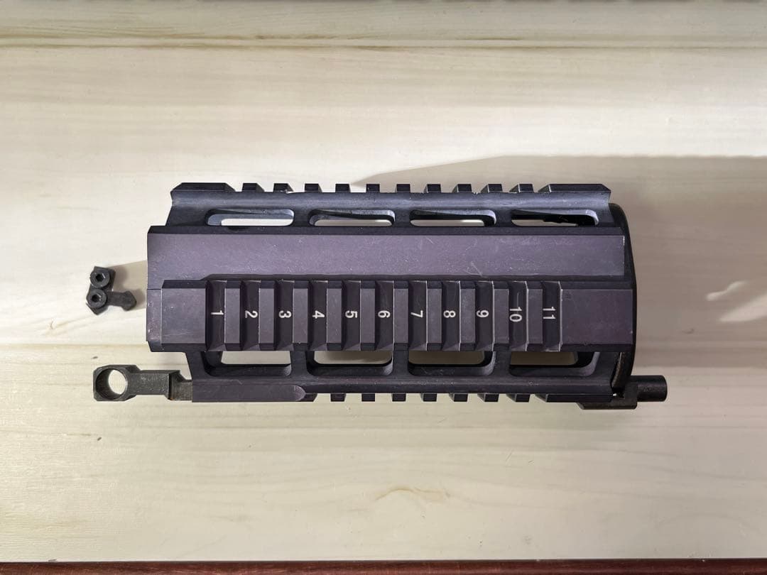 東京マルイSIG552用　レイルハンドガード