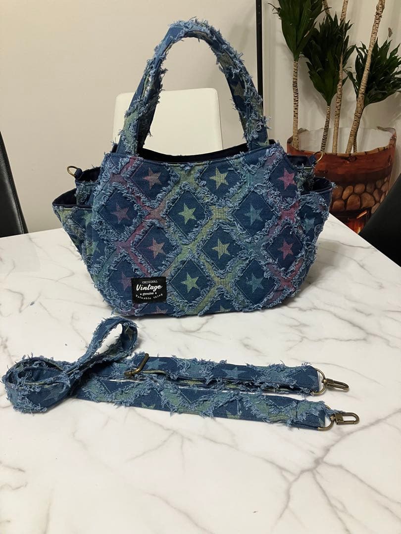 816 yk　大きめ星柄デニムリメイクバック　ハンドメイドショルダー紐付き