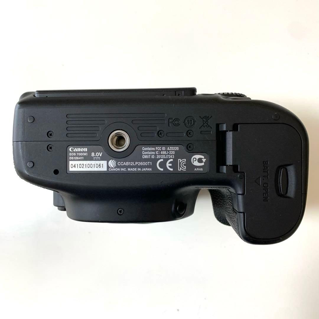 美品　一眼レフ　Canon EOS 70D ダブルズームキット　　フルセット