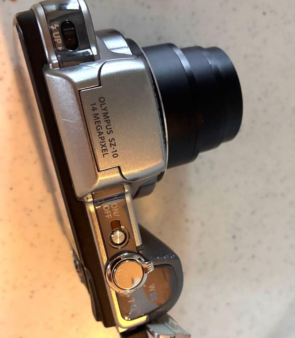 OLYMPUS SZ-10 デジタルカメラ　オールドデジカメ　レトロ