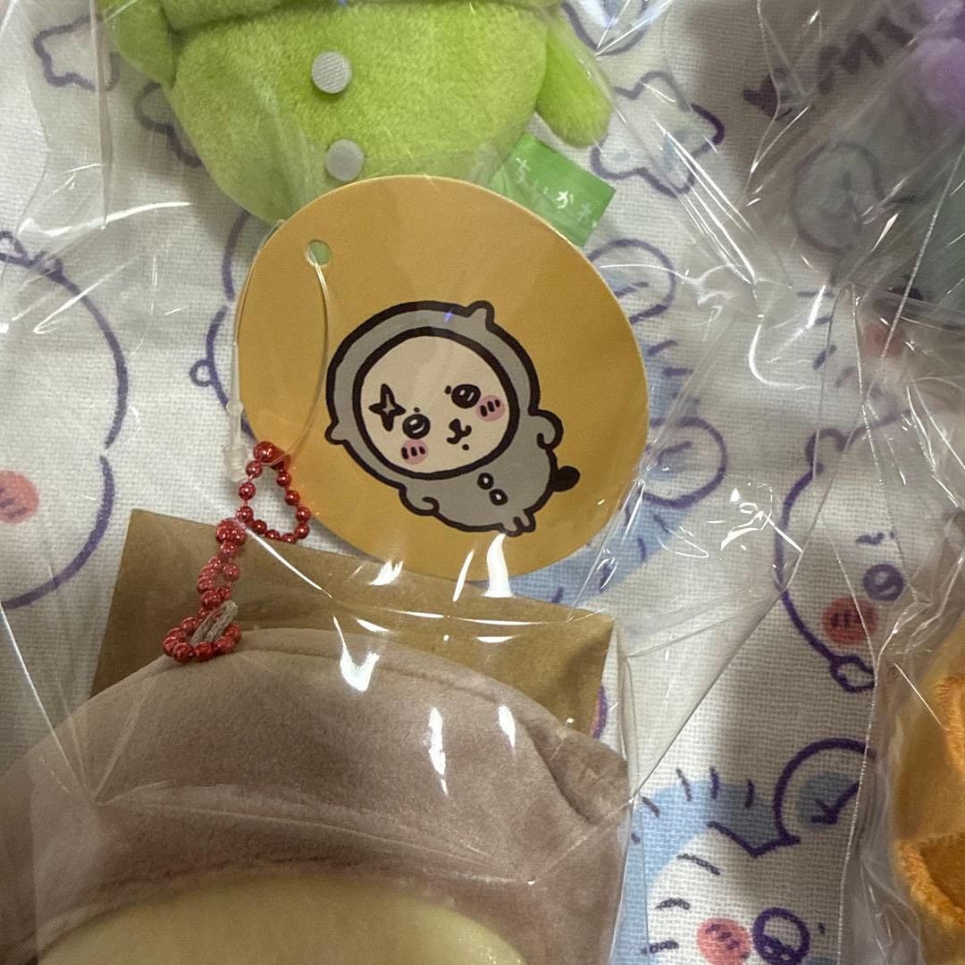 ちいかわ　パジャマパーティーズなぶちミニマスコット　ちいかわ　ハチワレ　うさぎ