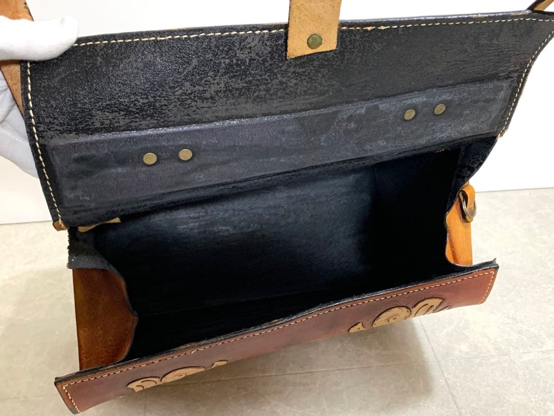 レザー バッグ 彫刻模様 カービング レザークラフト