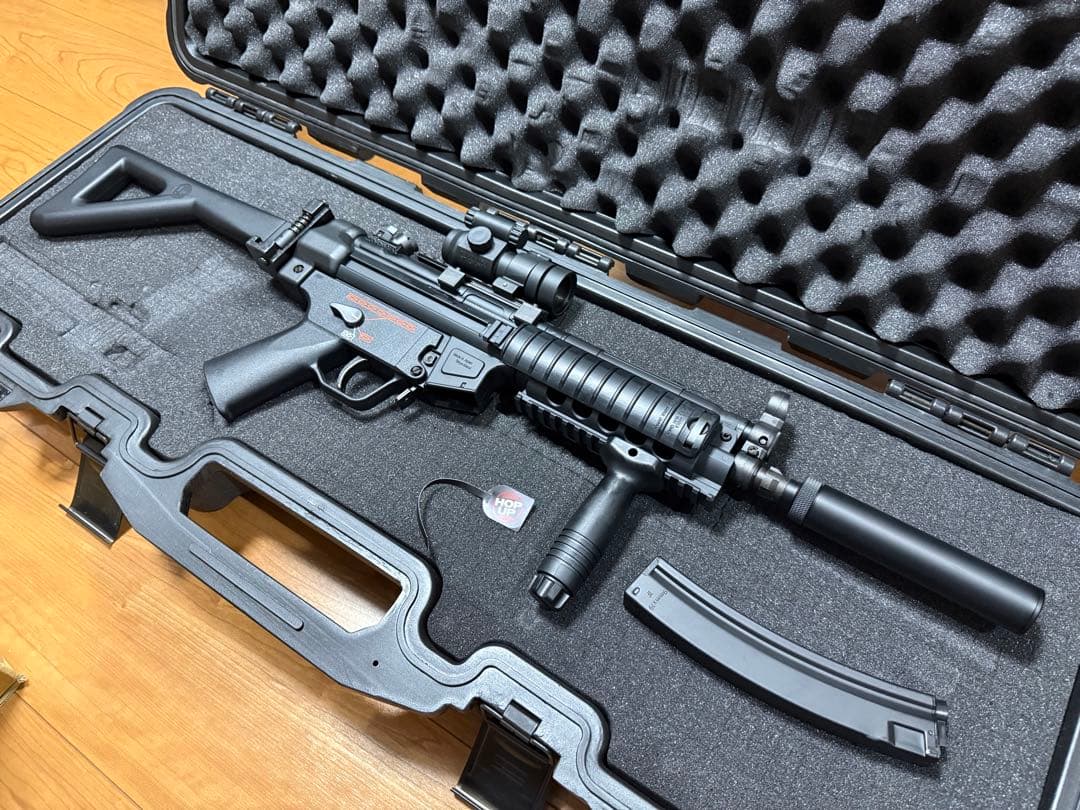 超美品 東京マルイ MP5 電動ガン ABS樹脂製
