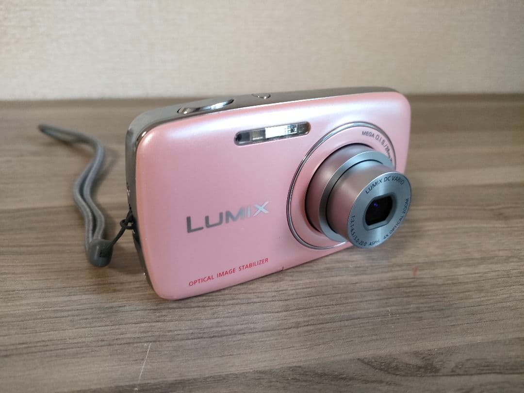 Panasonic LUMIX DMC-S1 ピンク