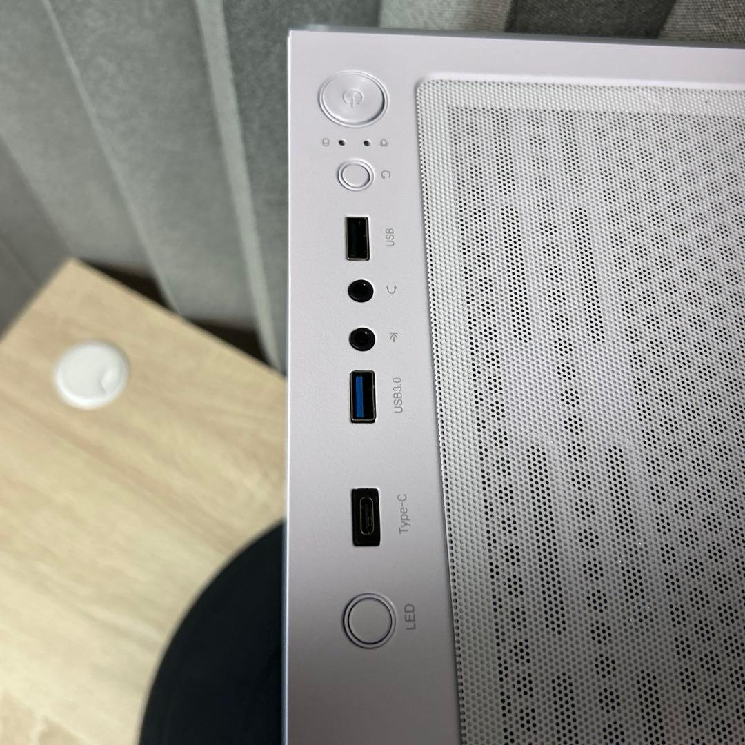 高性能 白 ゲーミングPC RTX2080 Windows11 ワイルズ超快適