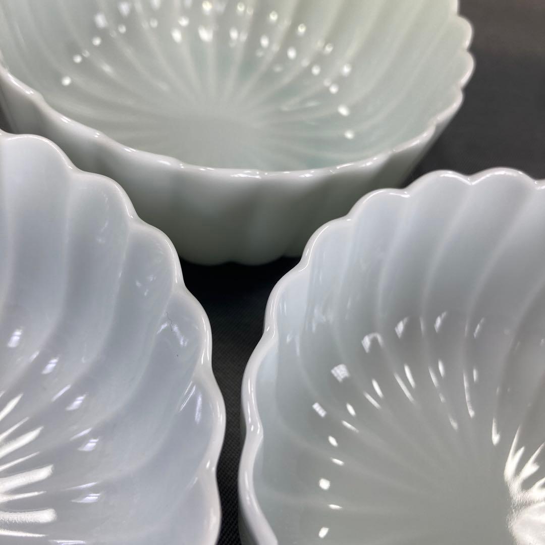 たち吉　白菊　銘々皿　小鉢　盛皿　プレート　皿　取り皿　オーバル　楕円皿　輪花