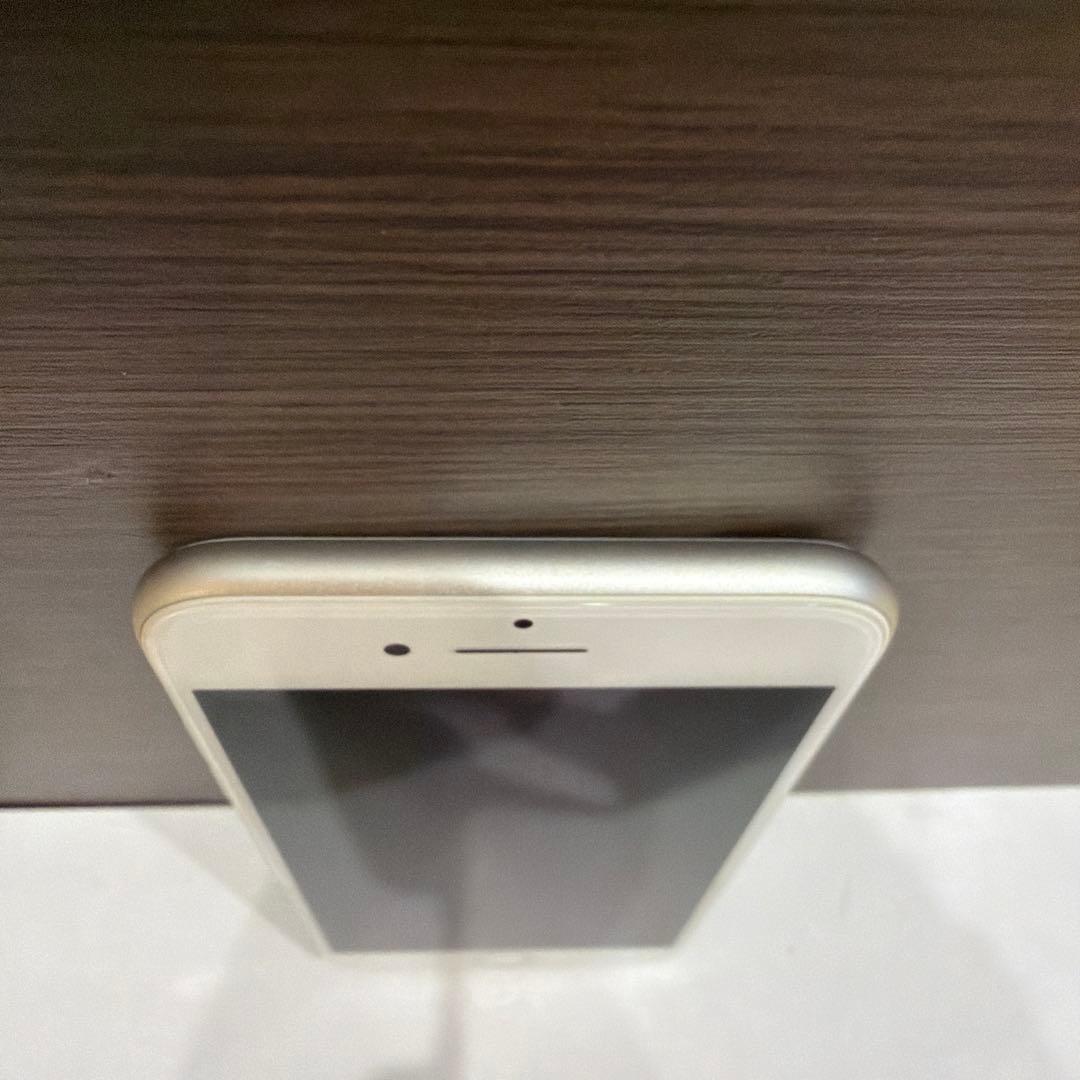 iPhone7 32GB シルバー SIMフリー バッテリー 92%