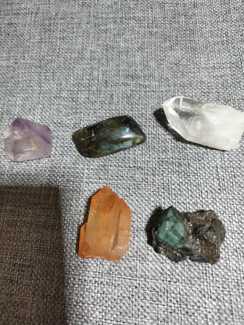 蒼月紫野先生のリーディングストーン