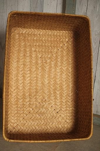 状態良く形の綺麗な古い竹編みの収納かご　行李　竹籠　篭　古道具