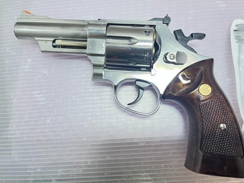 クラウン ガスリボルバー S&W M629 4インチ シルバー 予備カート付き