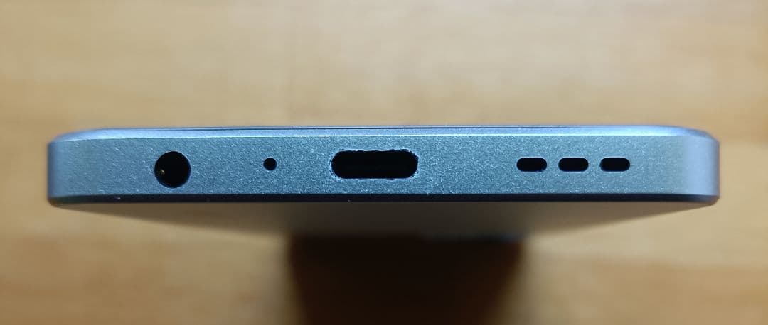 OPPO Reno9 A 本体 ケース付き