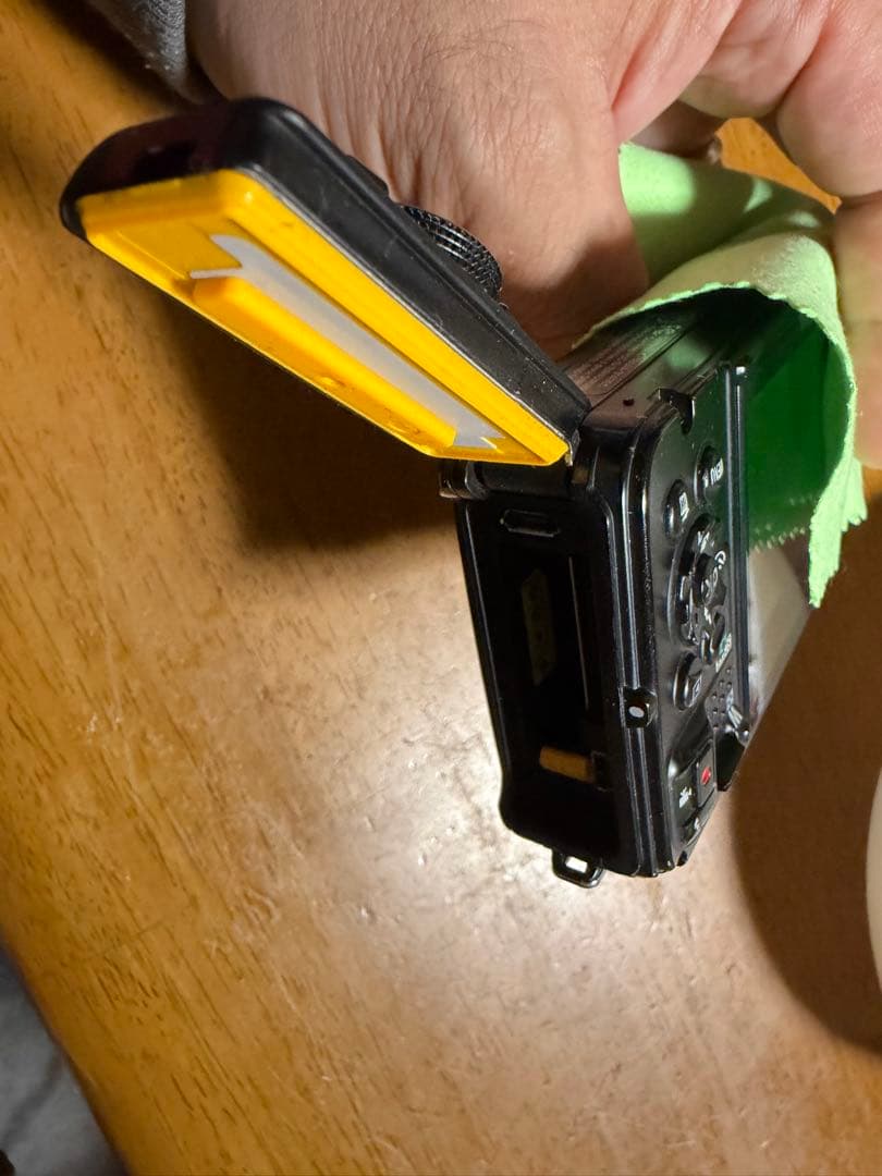 Nikon COOLPIX AW130 イエロー