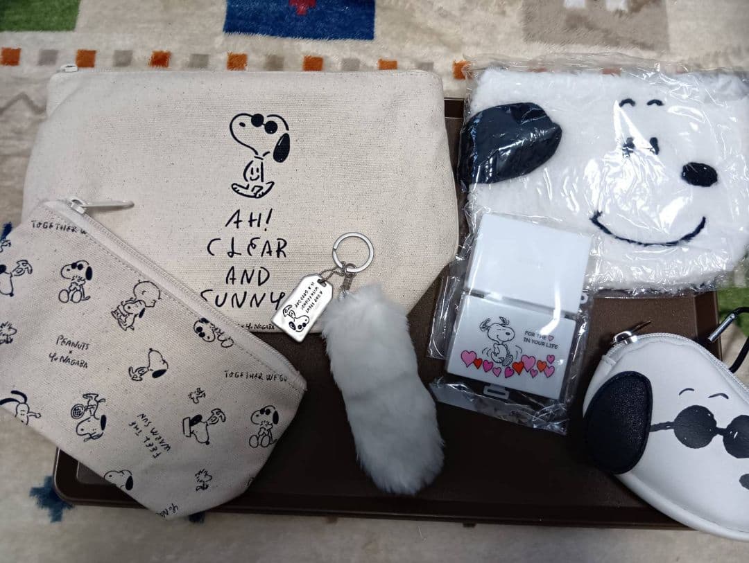 スヌーピー グッズ まとめ売り (ポーチ リップクリームなど15点セット)