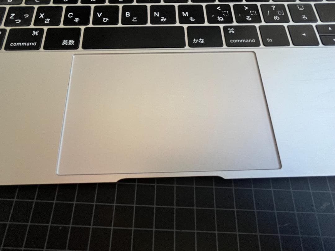 2015年製 MacBook 12インチ Retina