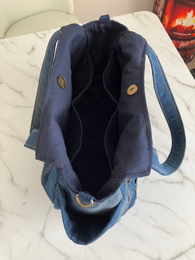 646 大きめデニムリメイクバック　ハンドメイド
