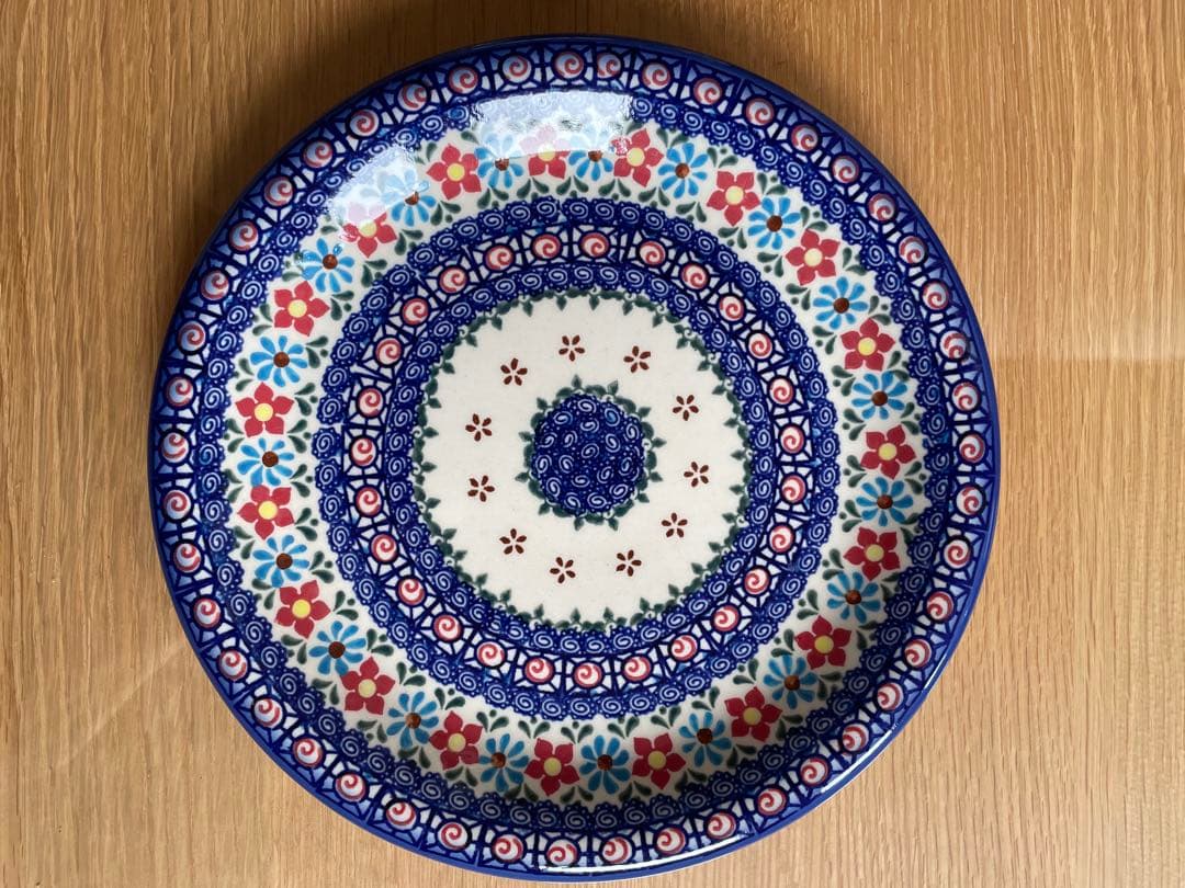 ポーランド食器2枚セット　花柄装飾の陶器皿 直径約25cm
