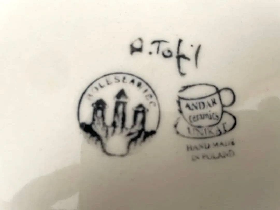 ポーランド食器2枚セット　花柄装飾の陶器皿 直径約25cm