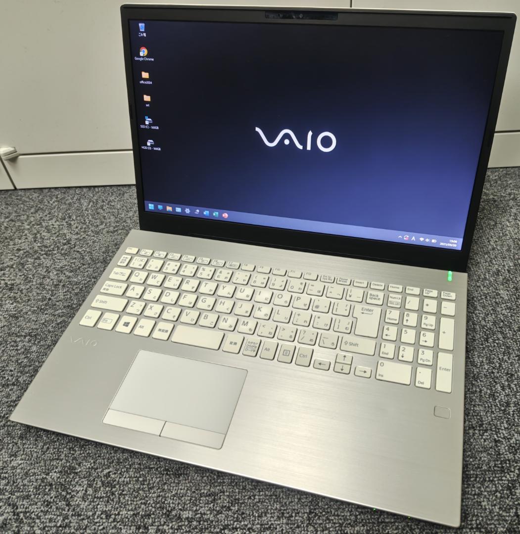 ★交渉成立済★ 美品 VAIO S15 corei5 新品SSD メモリ16GB