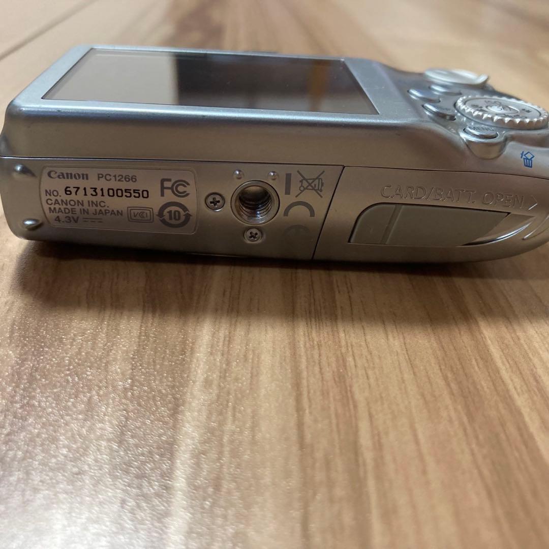 Canon IXY DIGITAL 820 IS シルバー