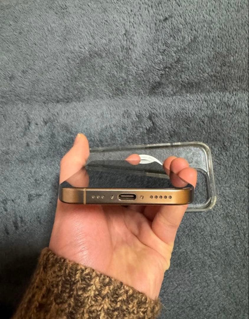 む*あ様 北米版カメラ音無iPhone16pro 256gb SIMフリー
