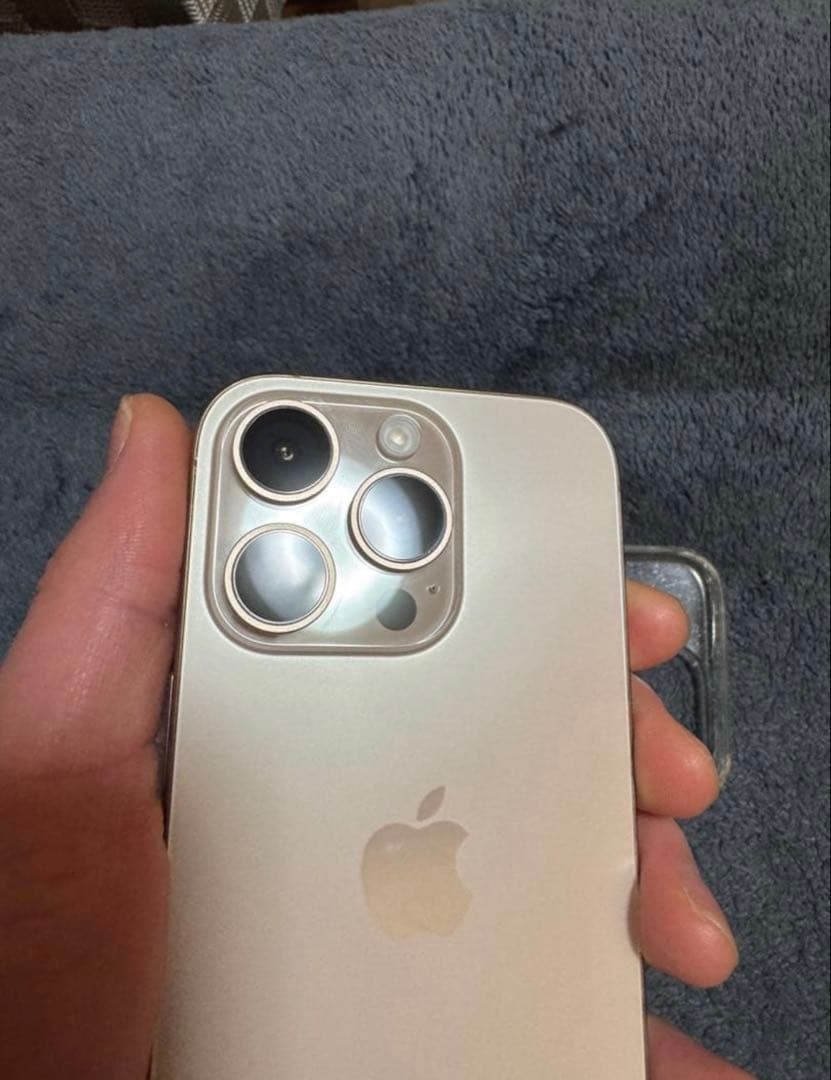 む*あ様 北米版カメラ音無iPhone16pro 256gb SIMフリー