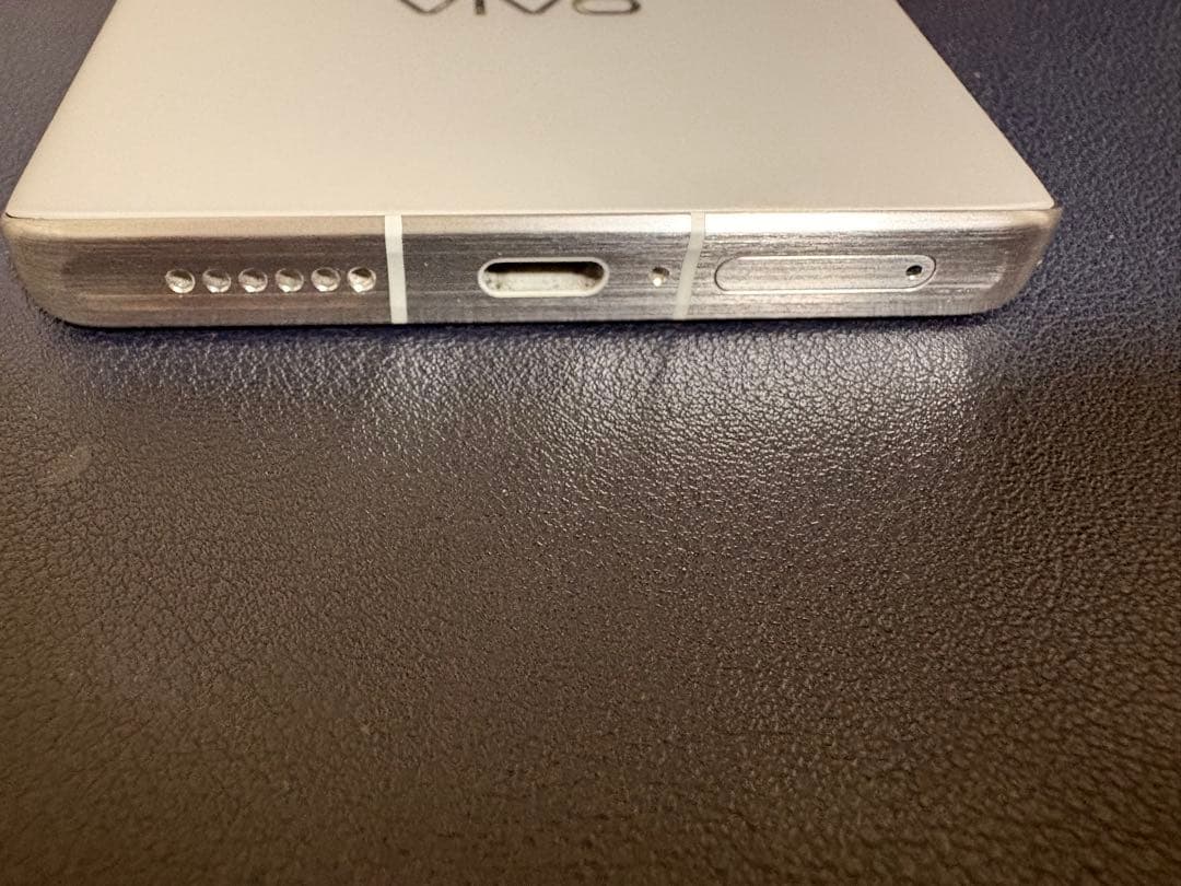 vivo X100 Ultra 12+256GB チタン