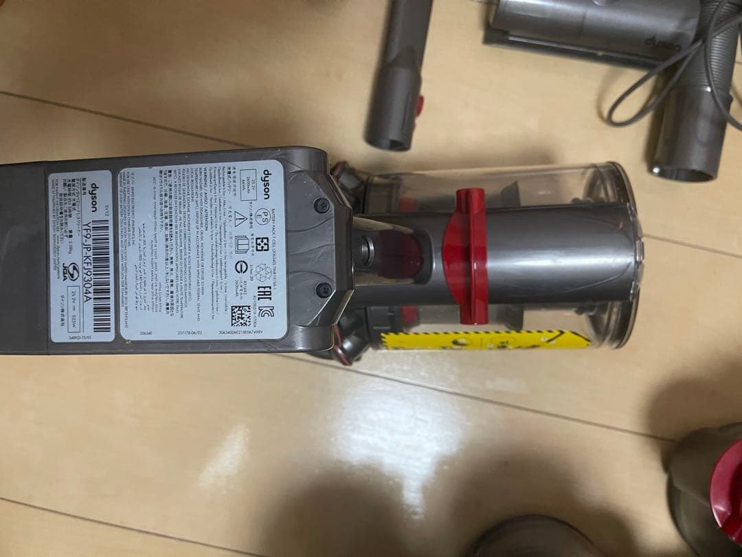 【美品】Dyson Cyclone V10 sv12エコーモード69分