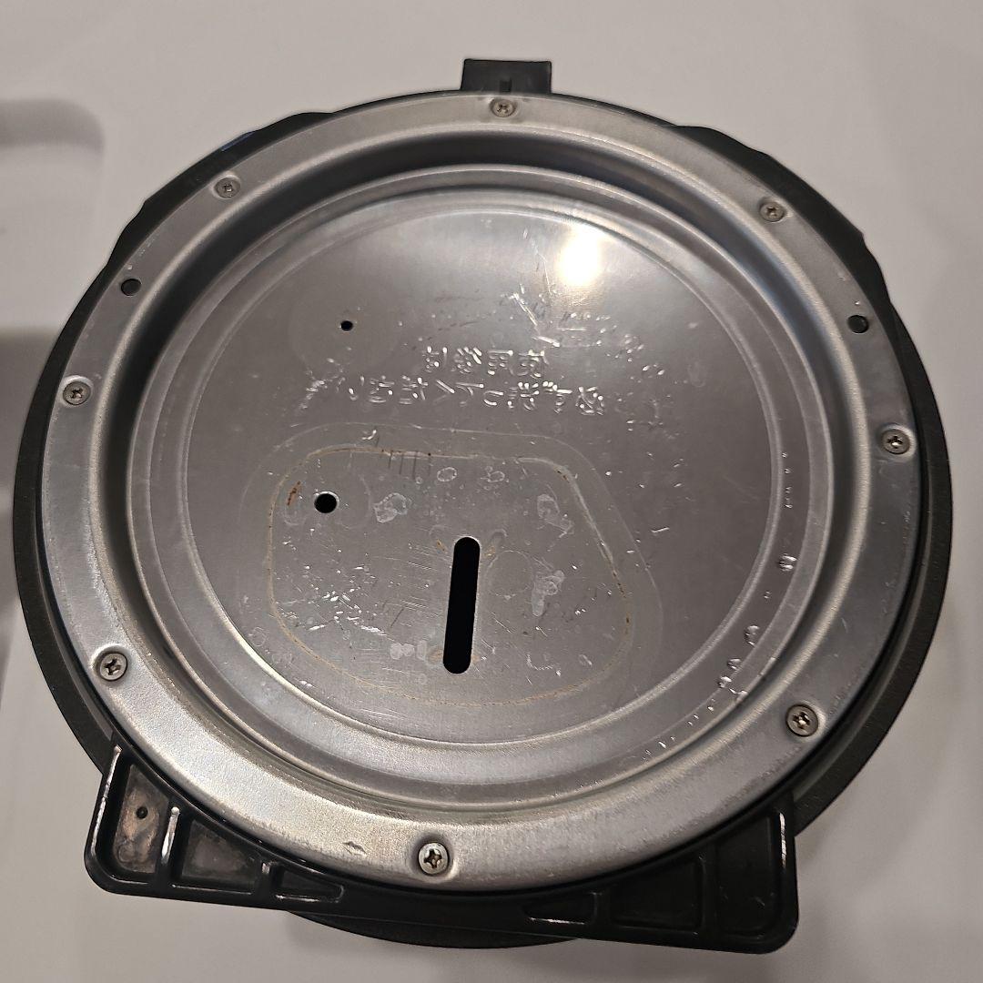 【ジャンク品】東芝　真空圧力IH炊飯器　RC-10VXR　2022年式