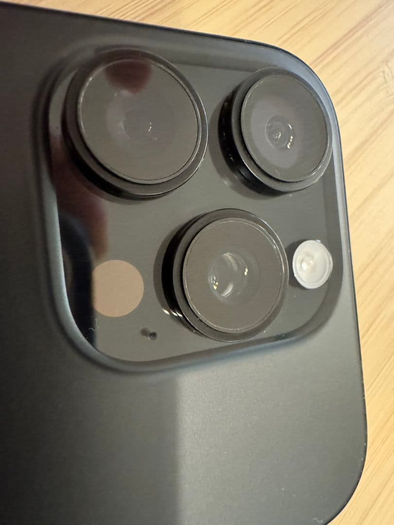 Apple　iPhone 16 Pro 128GB ブラックチタニウム