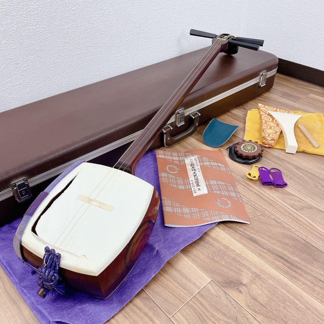 ssx2673　三味線 紅木 中棹 丸打胴 東さわり 和楽器