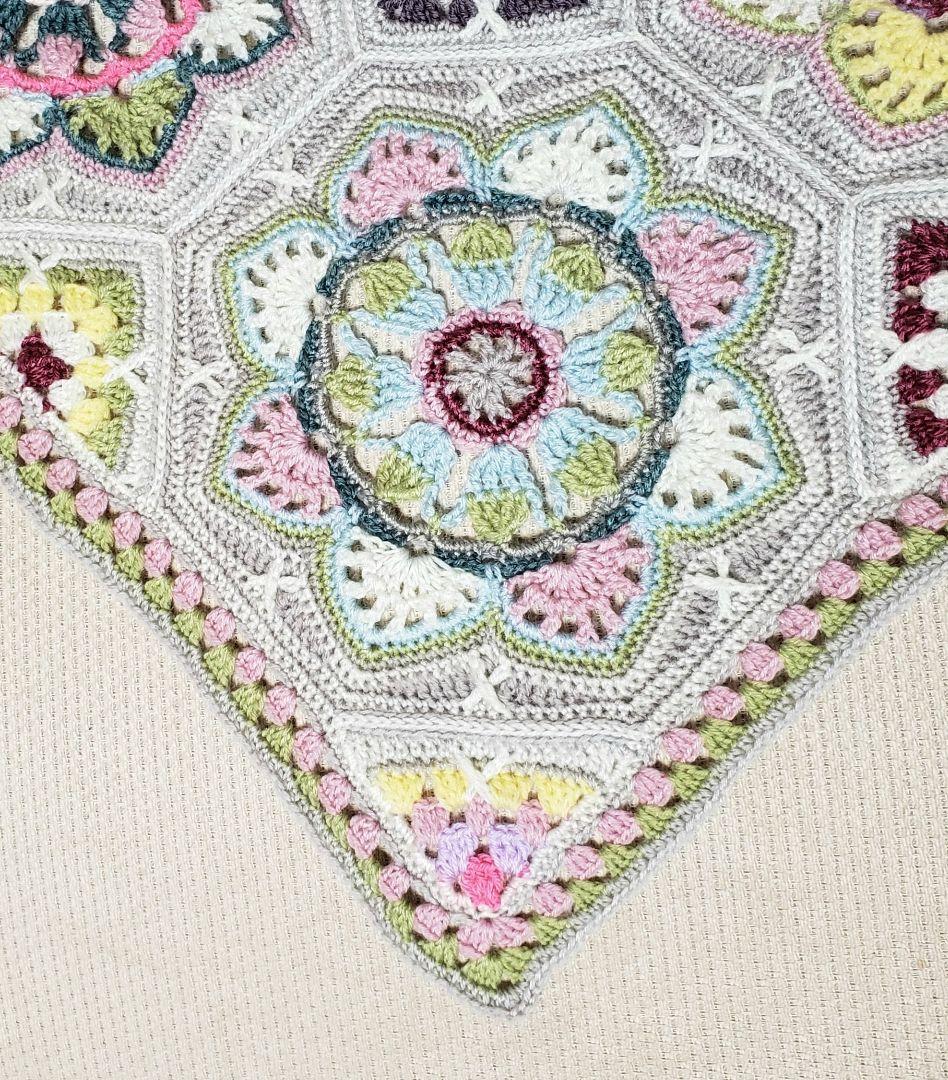 ペルシアンタイル☆マルチカバー　ブランケット　手編み　大判