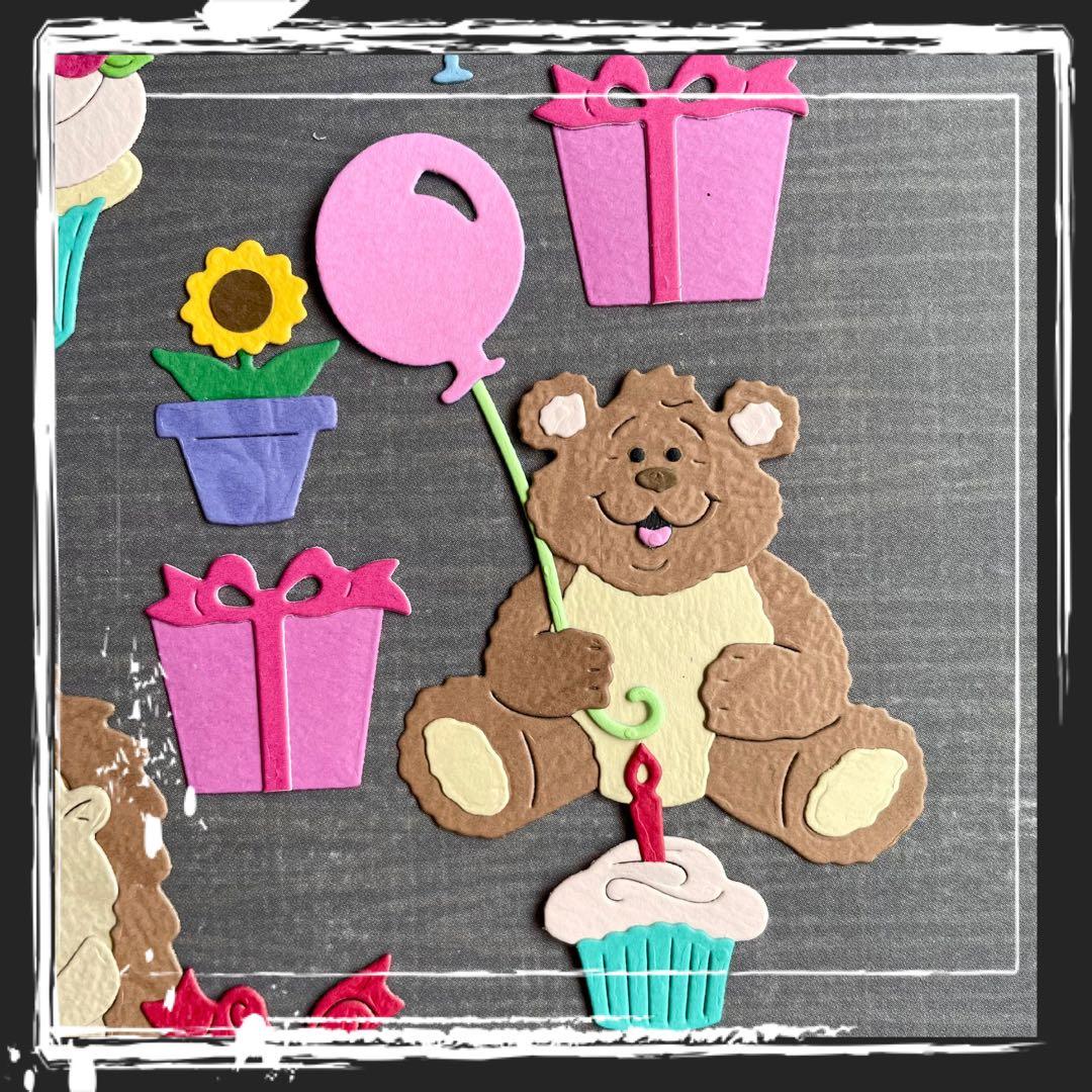 【お誕生日E】サンプルページ（ペーパークラフト クラフトパンチ）