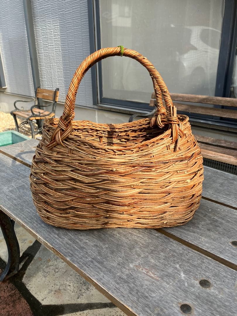アケビのカゴ