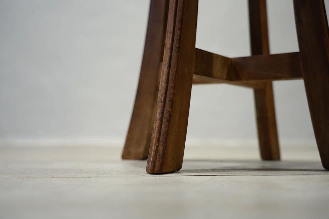 スツール　Japan vintage 古木　アンティーク　木製　レトロ　丸椅子