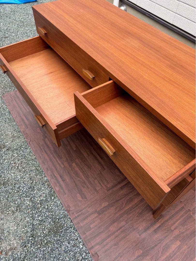 カッコいい！オシャレ・G Plan ミッドセンチュリーキャビネット 6引き出し