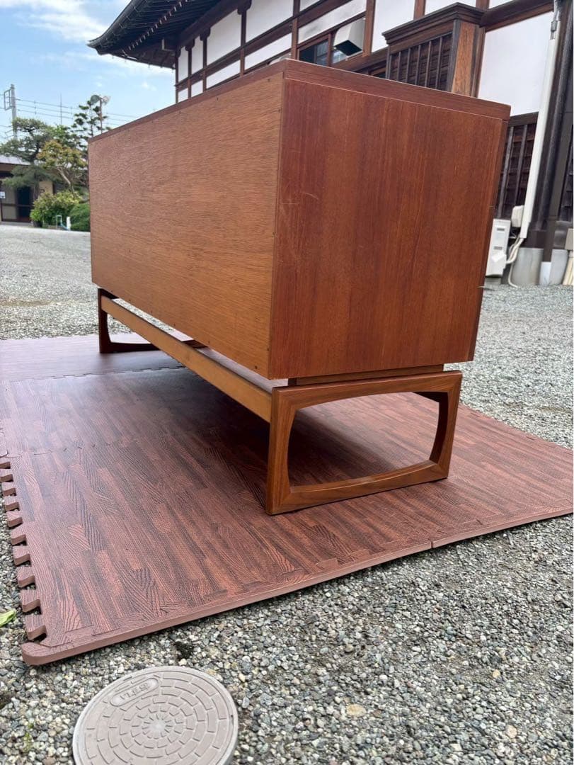 カッコいい！オシャレ・G Plan ミッドセンチュリーキャビネット 6引き出し