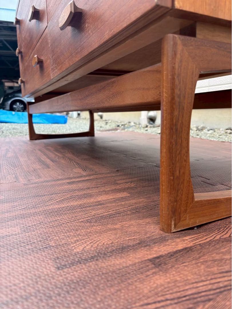 カッコいい！オシャレ・G Plan ミッドセンチュリーキャビネット 6引き出し