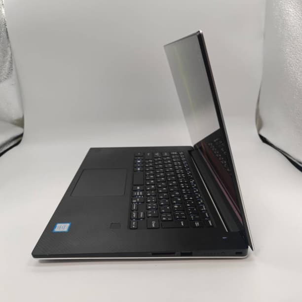 4K タッチパネル GTX1050 デル i7-7 16GB SSD512GB