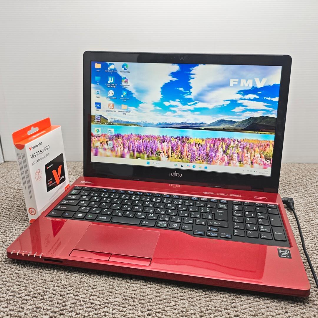 処分 鮮やかレッドWindows11✨i7&SSDリカバリ 富士通ノートパソコン