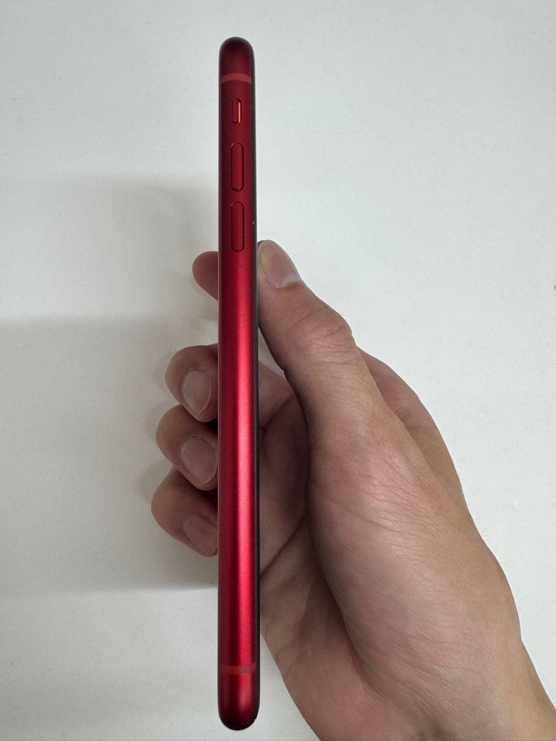 Apple iPhone XR (PRODUCT(RED)) 本体のみ