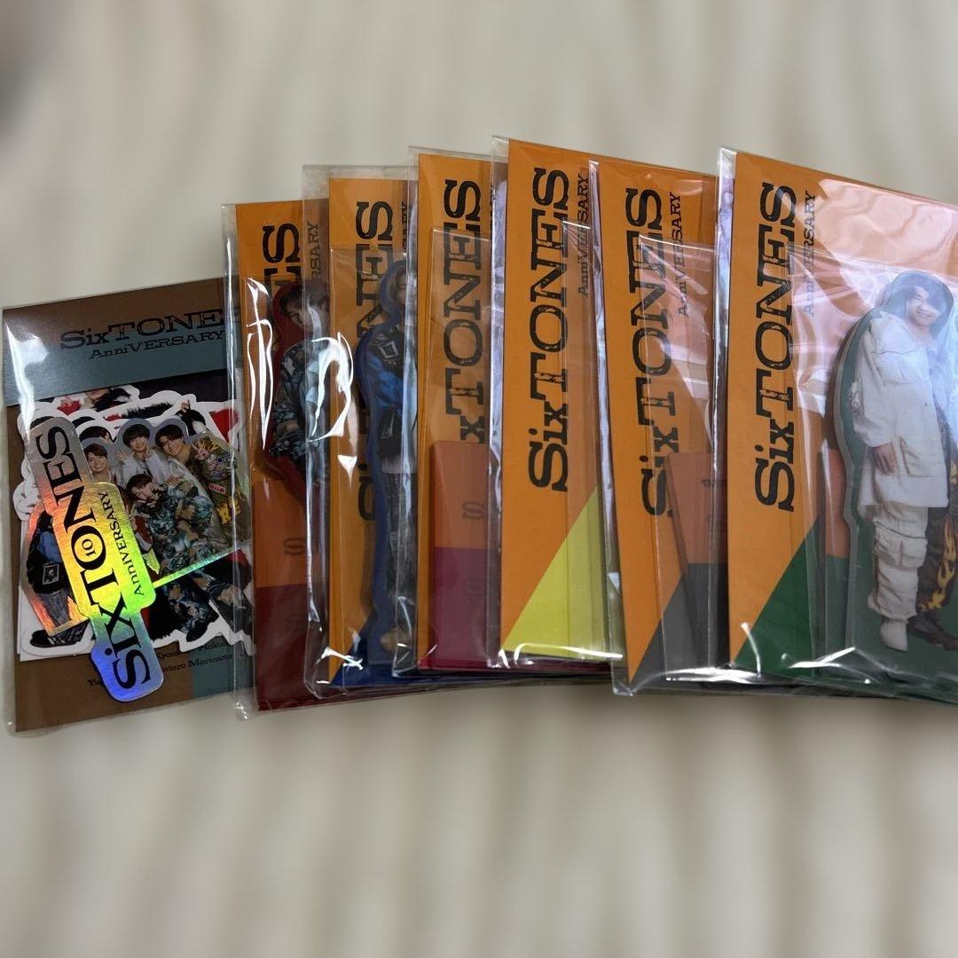 SixTONESアニバーサリー アクスタ6種、ステッカーセット
